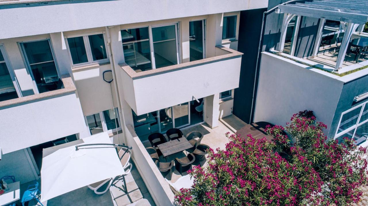נובליה Villa Tina מראה חיצוני תמונה