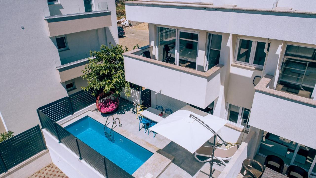 נובליה Villa Tina מראה חיצוני תמונה