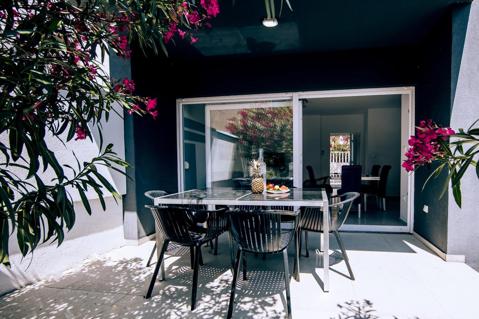 נובליה Villa Tina מראה חיצוני תמונה